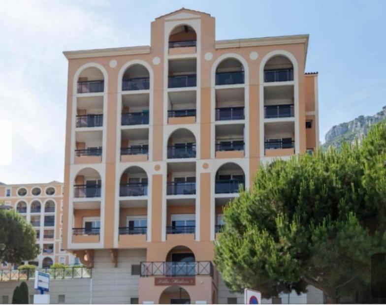 Direct Monaco 2 Pieces Devant Piscine Beausoleil Exterior foto