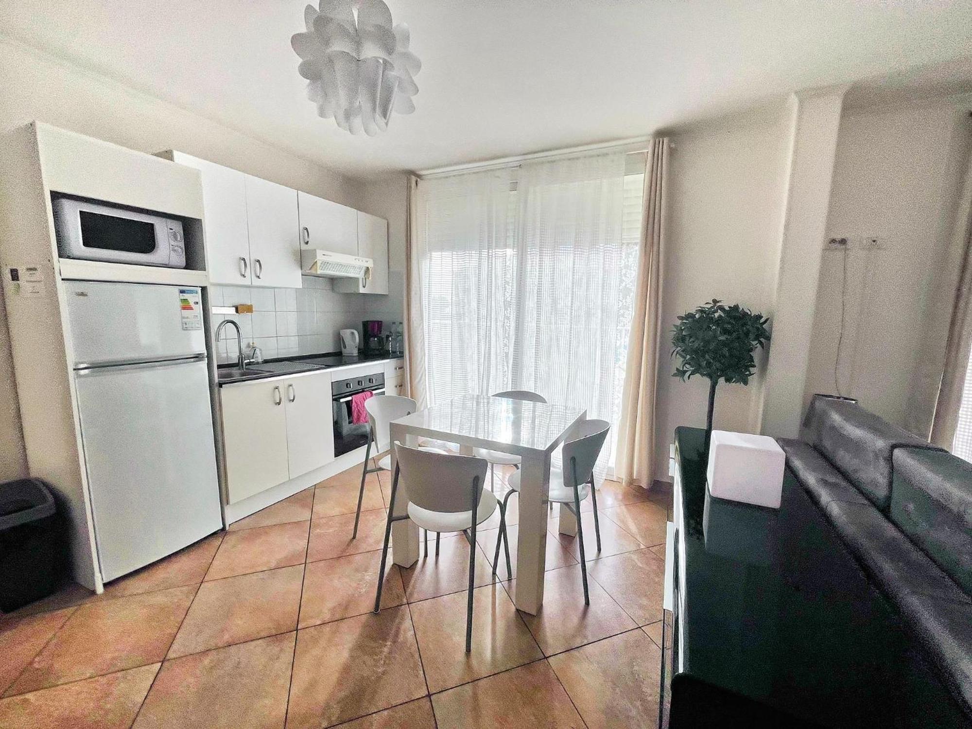 Direct Monaco 2 Pieces Devant Piscine Beausoleil Exterior foto